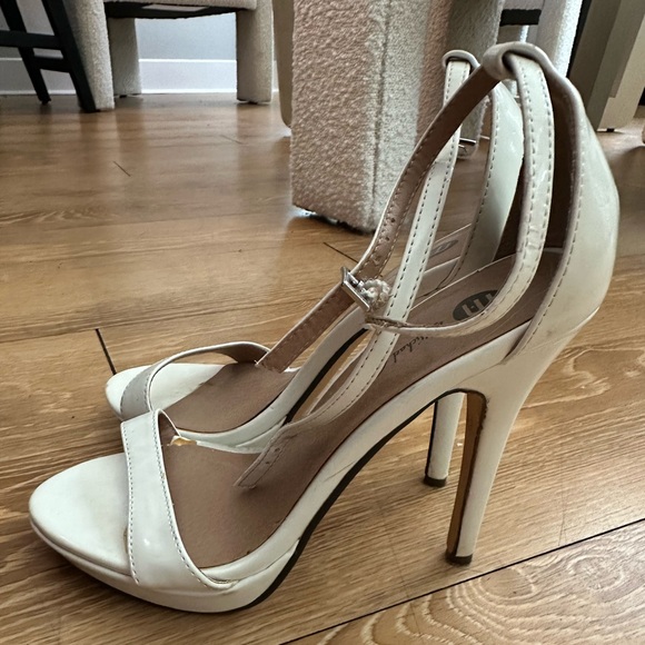 White Stiletto Heels - Picture 1 of 2